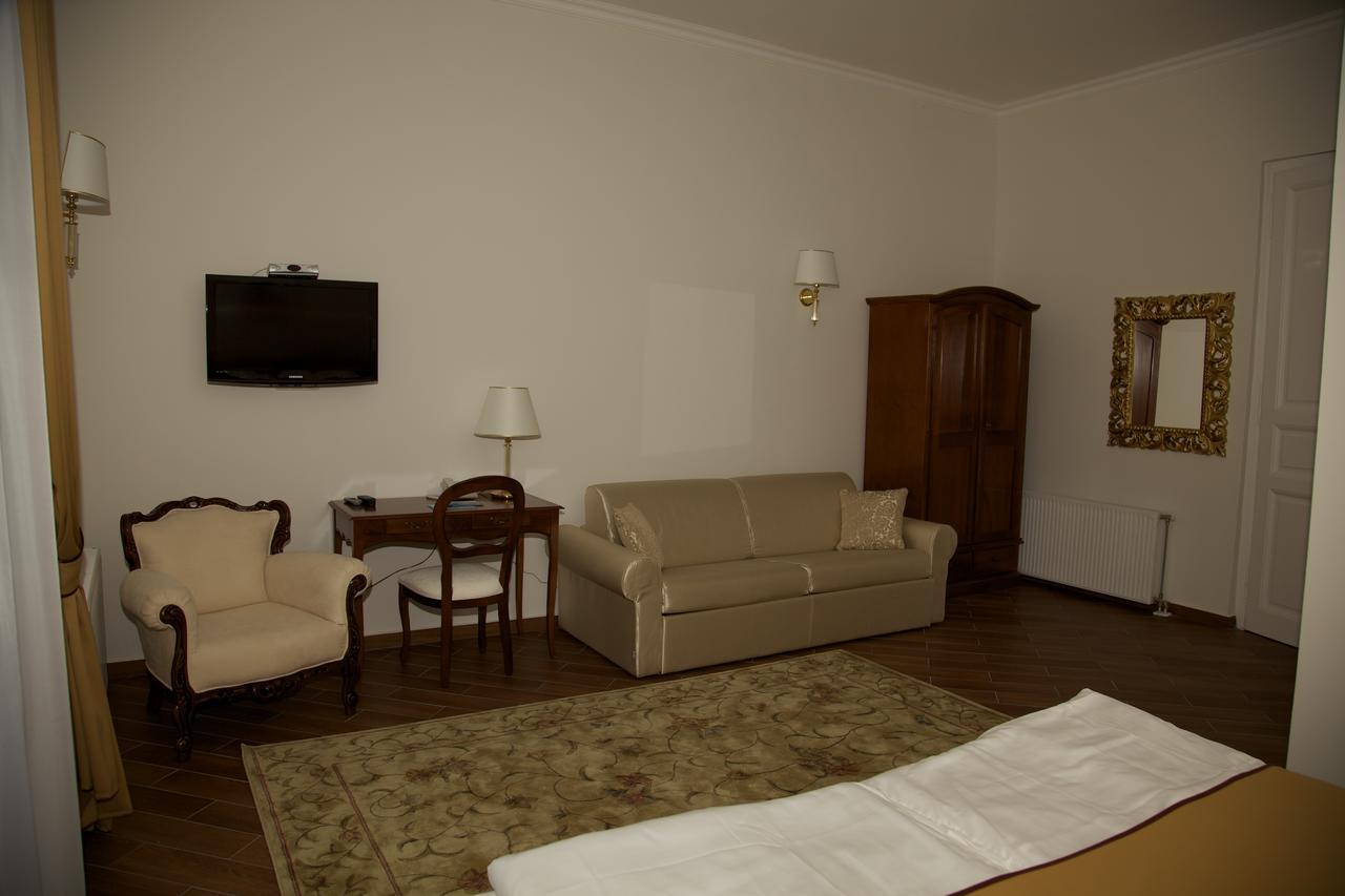 שיופוק Jokai Villa מראה חיצוני תמונה